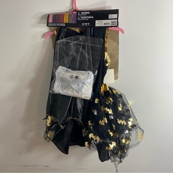 Batgirl Costume NEW Dress Medium 7/8 Eye Mask Black Gold Halloween Superhero - Picture 4 of 5